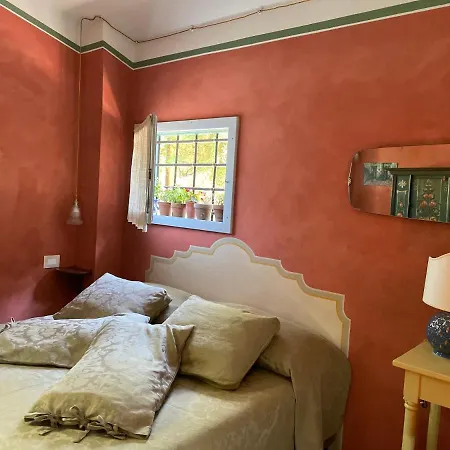 Casina Morgana Bed & Breakfast *