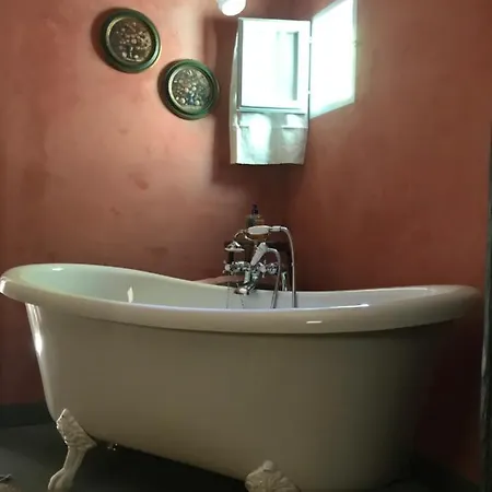 Casina Morgana Nocleg ze śniadaniem 4*