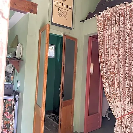 Casina Morgana Bed and Breakfast 4*